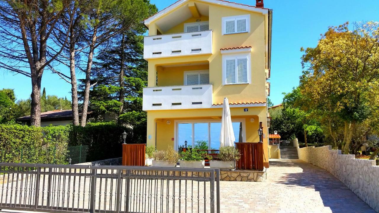 Villa Bionda Malinska Εξωτερικό φωτογραφία